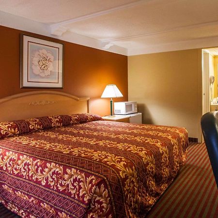 Relax Inn Saint Charles Ngoại thất bức ảnh
