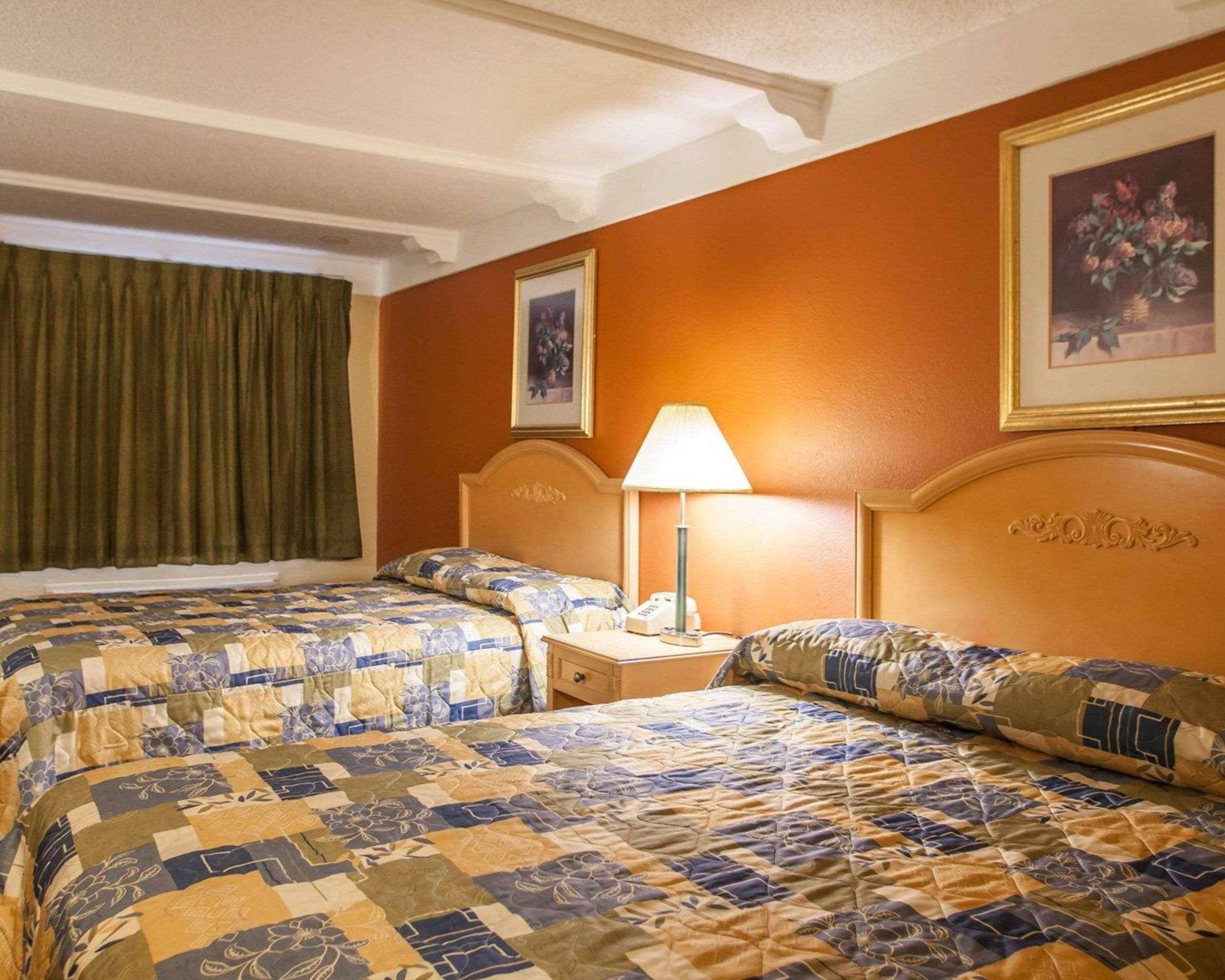 Relax Inn Saint Charles Ngoại thất bức ảnh
