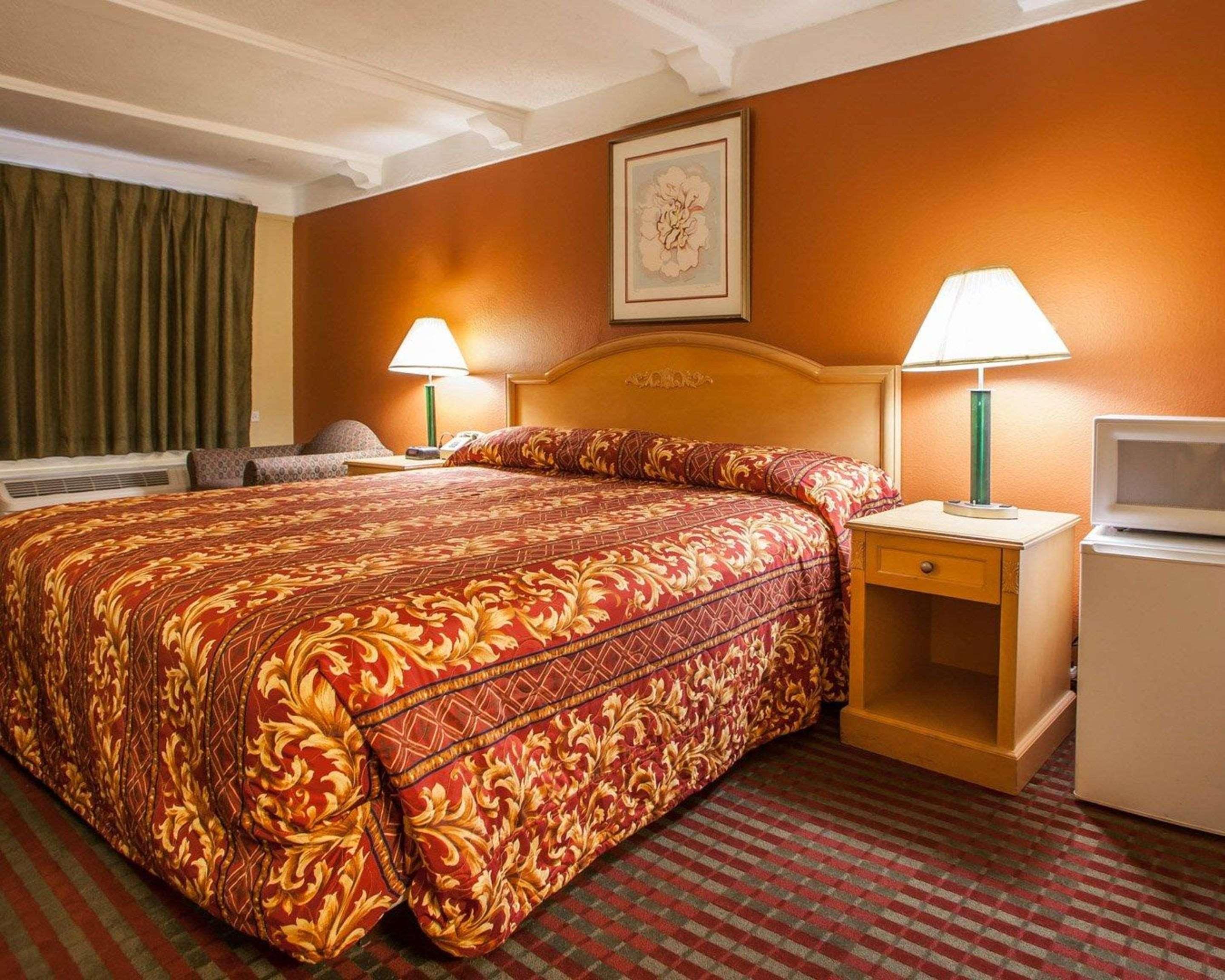 Relax Inn Saint Charles Ngoại thất bức ảnh