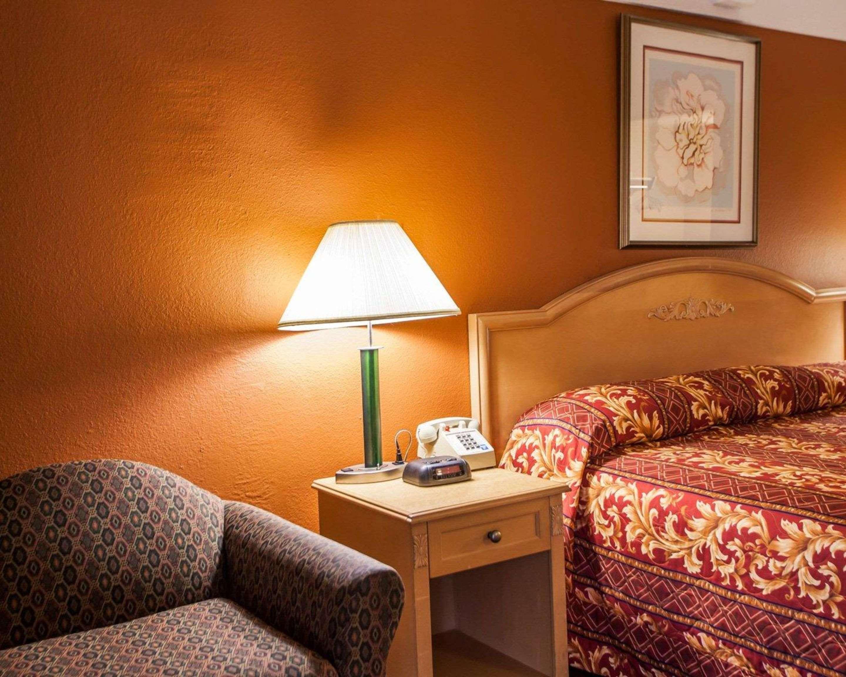 Relax Inn Saint Charles Ngoại thất bức ảnh