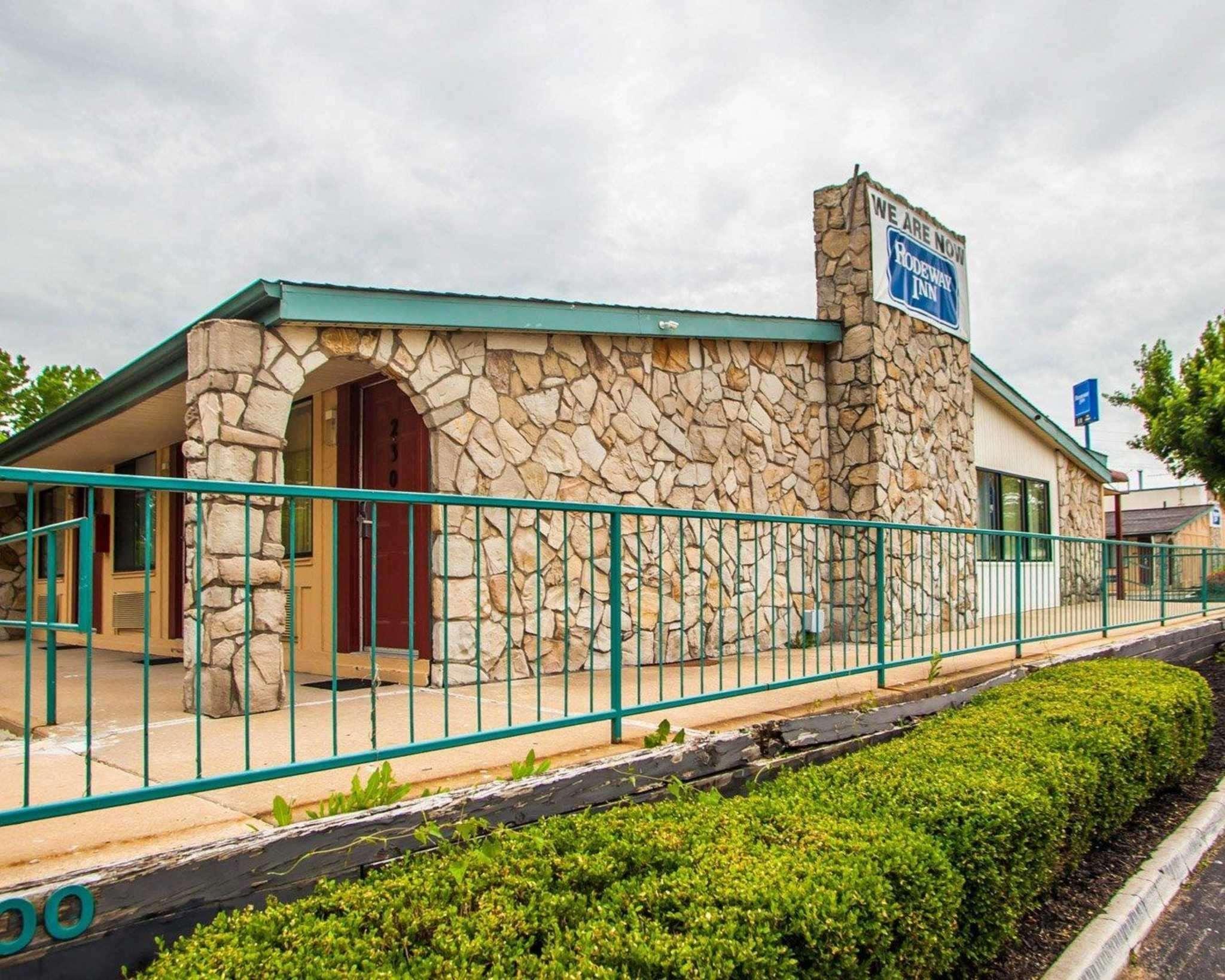 Relax Inn Saint Charles Ngoại thất bức ảnh